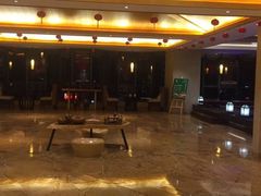 -深圳罗湖东门步行街亚朵X酒店