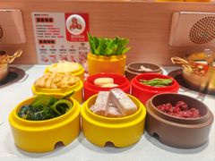 -盛香亭转转热卤(东方宝泰店)