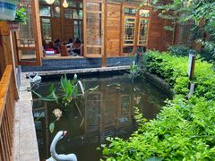 -山大王菌莊