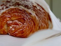 杏仁牛角包-老佛爷饼店