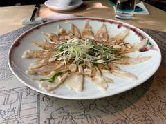 -穹六人间 people 6(岳阳路店)