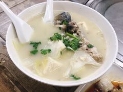 鱼头豆腐汤-阳江河堤老牌曾记美食