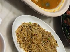 -老滇山寨•云南特色菜•地方菜•民族风情歌舞表演(金碧店)