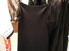 -URBAN REVIVO(上海中庚漫游城店)