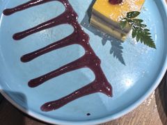 -米德维奇俄式西餐厅(西六道街店)