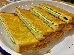 咖椰吐司-HELLO 27 意面·沙拉·帕尼尼