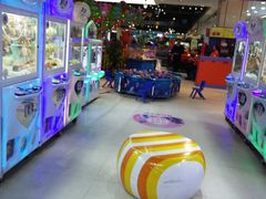 店内环境-鸿通城购物中心