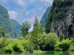 -高荡千年布依古寨旅游景区