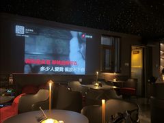 -Mx.cocktail bar