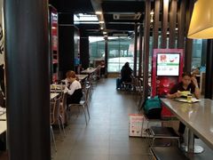 大堂-麦当劳(深圳北站高铁店)