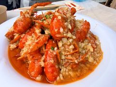 -肥肥虾庄·金牌油焖大虾(汉街SKP店)