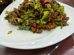 怪味牛柳-恩宏德餐馆(平山道店)
