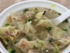 -珊珊小笼馆(仙霞路店)