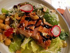 牛油果烤鸡沙律-卡朋西餐(悦汇城店)