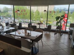 -必胜客(港悦广场店)