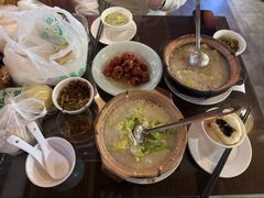 窝蛋牛肉粥-嘉年华面包房餐厅（饺子馆）(陶然亭店)