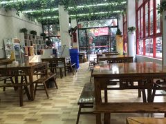 大堂-一品红烧鸭特色川菜(三岔湖店)