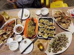 -覃记海鲜美食餐厅