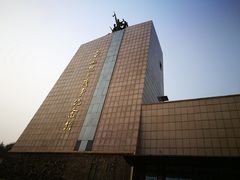 -平西抗日烈士陵园