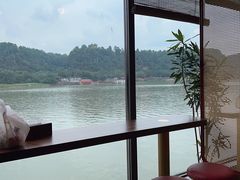 -王浩儿纪六孃甜皮鸭(乐山总店)