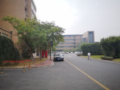 -浙大城市学院北校区惟学楼