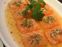 -大头虾越式风味餐厅(光明广场店)