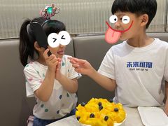 -香港百合居(LCM置汇旭辉广场店)