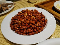 巴扎油炸花生米-巴扎美食·新疆菜·西域歌舞表演餐厅(新疆大厦店)