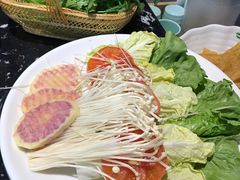 -鲜货俚·现切牛肉·野生菌原生态火锅(西城永捷生活广场店)