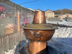 -果松木炭酸菜铜火锅·外婆参鸡汤