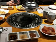 -唯成•韩国炭火烤肉 유성고기