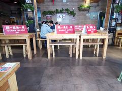 大堂-管氏翅吧(护国寺店)