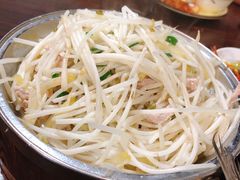 清炒绿豆芽-水根饭店