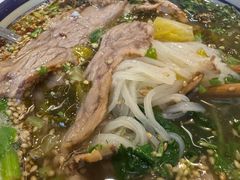 -云阿蛮云南生烫牛肉米线(奉贤路店)