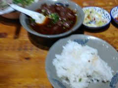 -杨三娘跷脚牛肉(羊子山西路店)