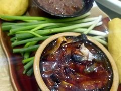 -乔家小院•本地小海鲜•非遗驴肉(万年泉路店)
