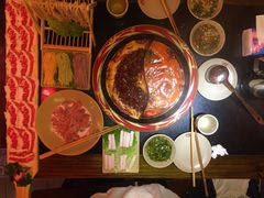 -在蜀里·一米肥牛老火锅(黄埔店)