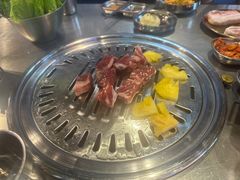 -哈哈碳都·牛肋条无限自助烤肉(台江万达店)