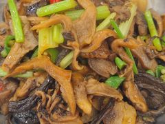 -江城燕子大排档(江汉路步行街店)