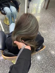 -Tloml salon