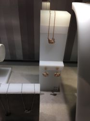 -SWAROVSKI(燕莎奥特莱斯店)