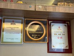 -郑猛记石岐鸽主题餐厅(长江店)