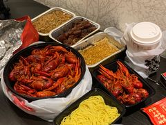 -靓虾二哥长沙地标小龙虾(五一广场店)