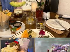 -Mark&Mars Restaurant