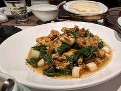 -皇城根·鲁菜济南菜·吊炉烤鸭·炒鸡鱼头(济南旗舰店)