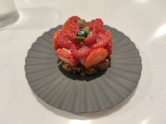 -潮一不贰·法式甜品·生日蛋糕·西式简餐(外滩店)