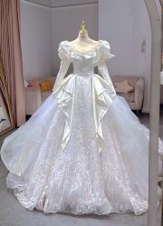 -欣薇婚纱(新源乐汇城店)