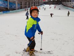 -乔波室内滑雪场
