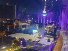 -云顶旋转自助景观餐厅