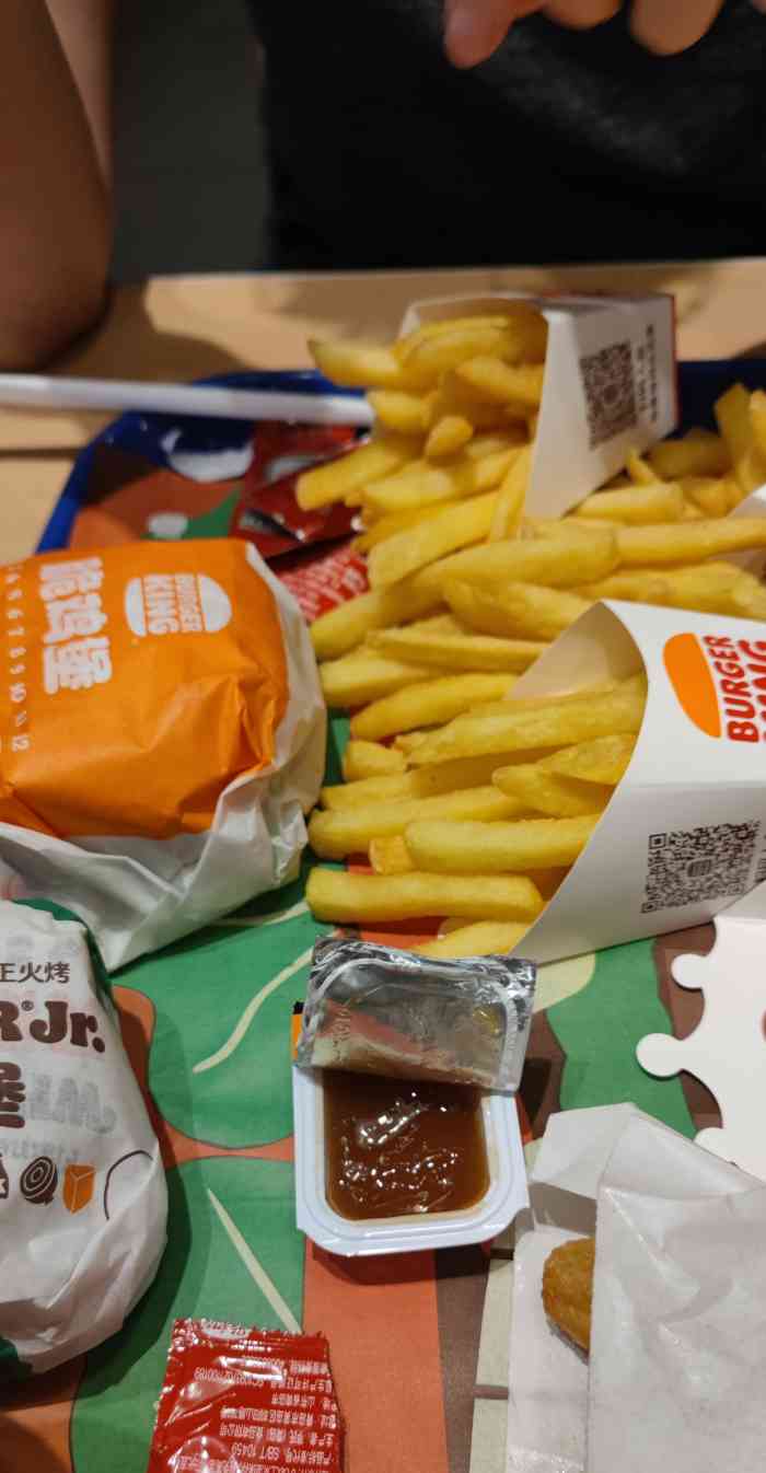 嘿哈哈 2019年3月22日 关注 「狠霸王鱼堡」「薯霸王」「王道椒香鸡腿